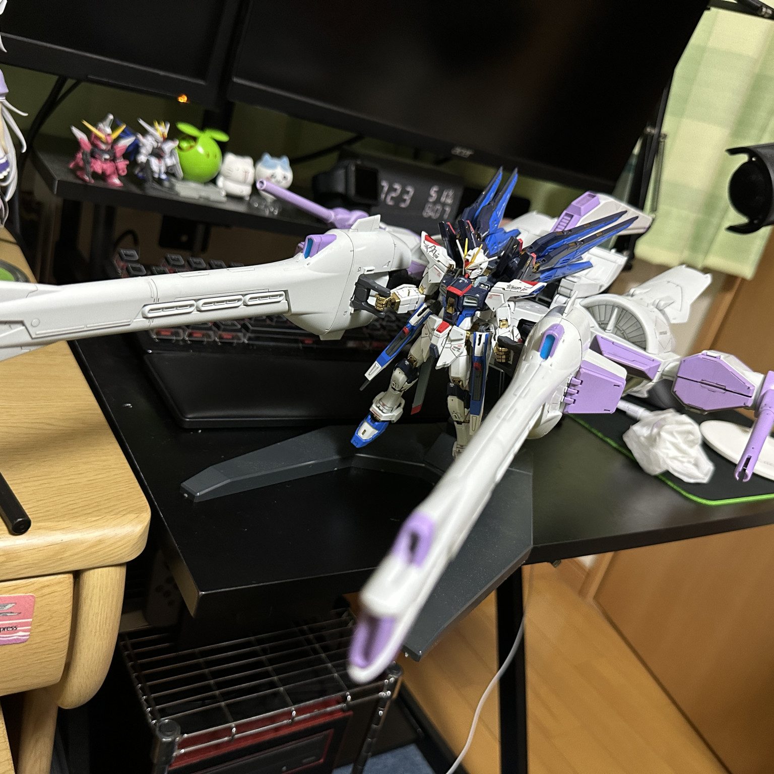 RG ストライクフリーダム + HG ミーティアユニット｜しかっちさんの