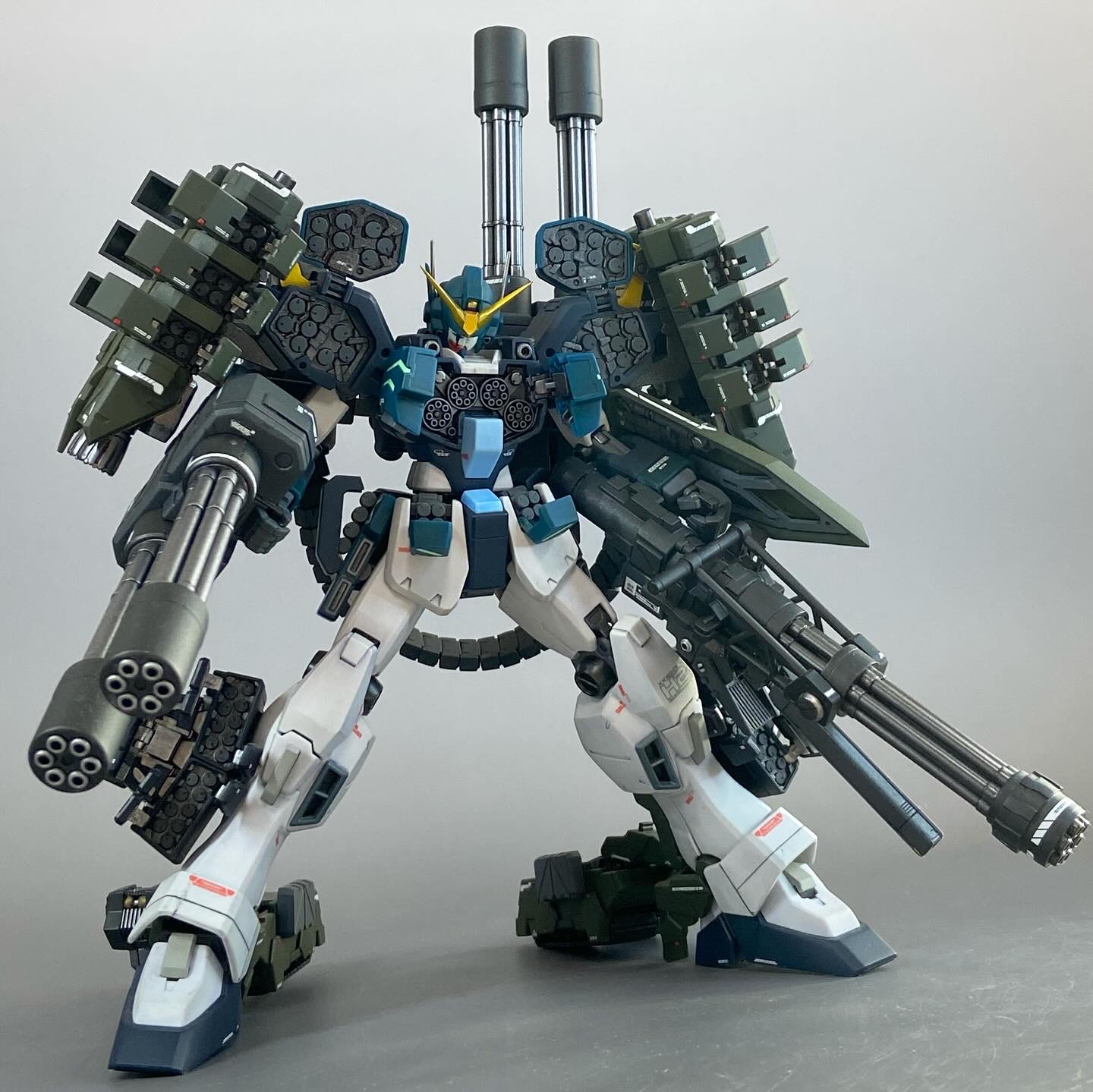 プレバン限定】MG1/100 ガンダムヘビーアームズ改 EW版 未組立 新品未