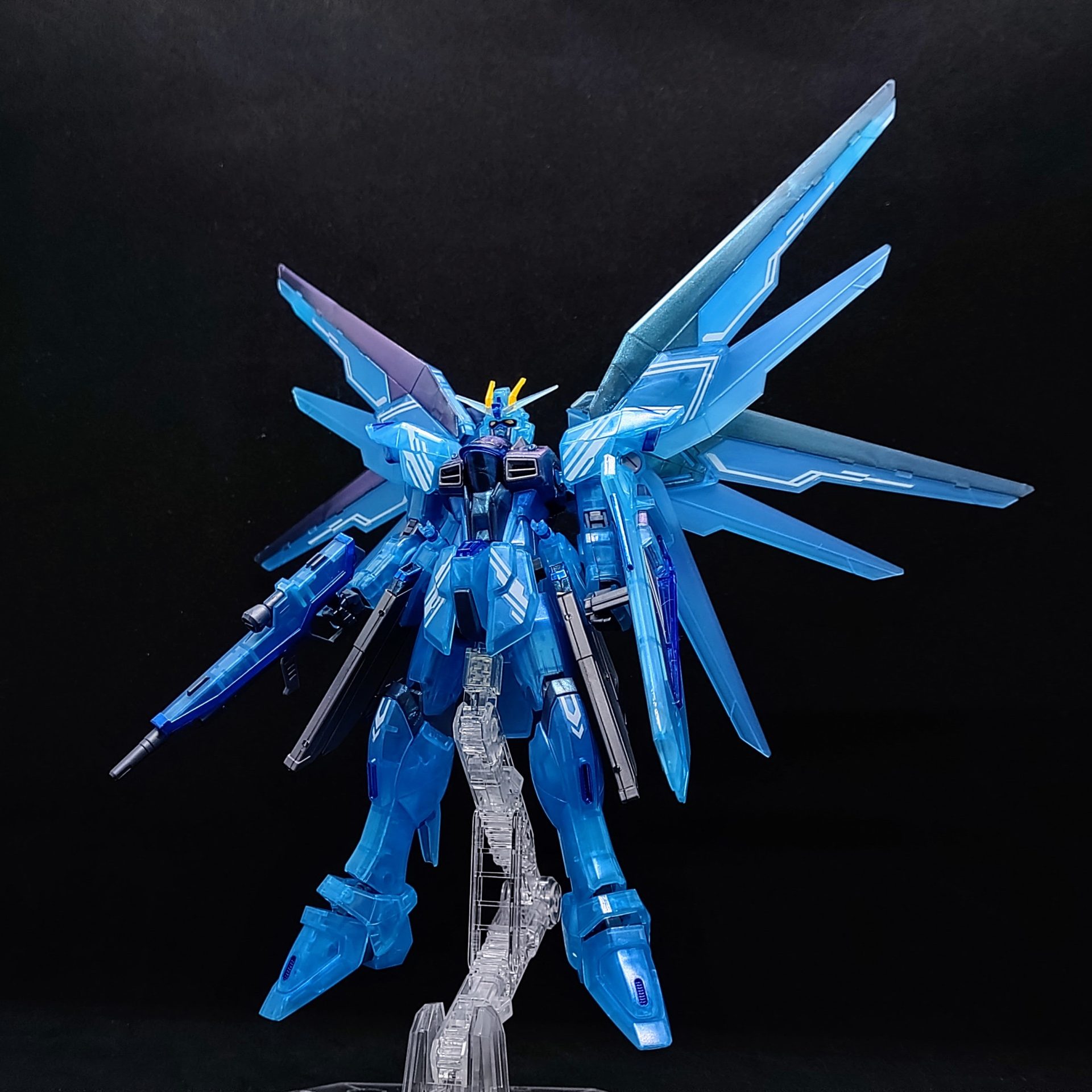 HGCE フリーダムガンダム(ポラライズドクリア)｜生姜焼き定食さんの