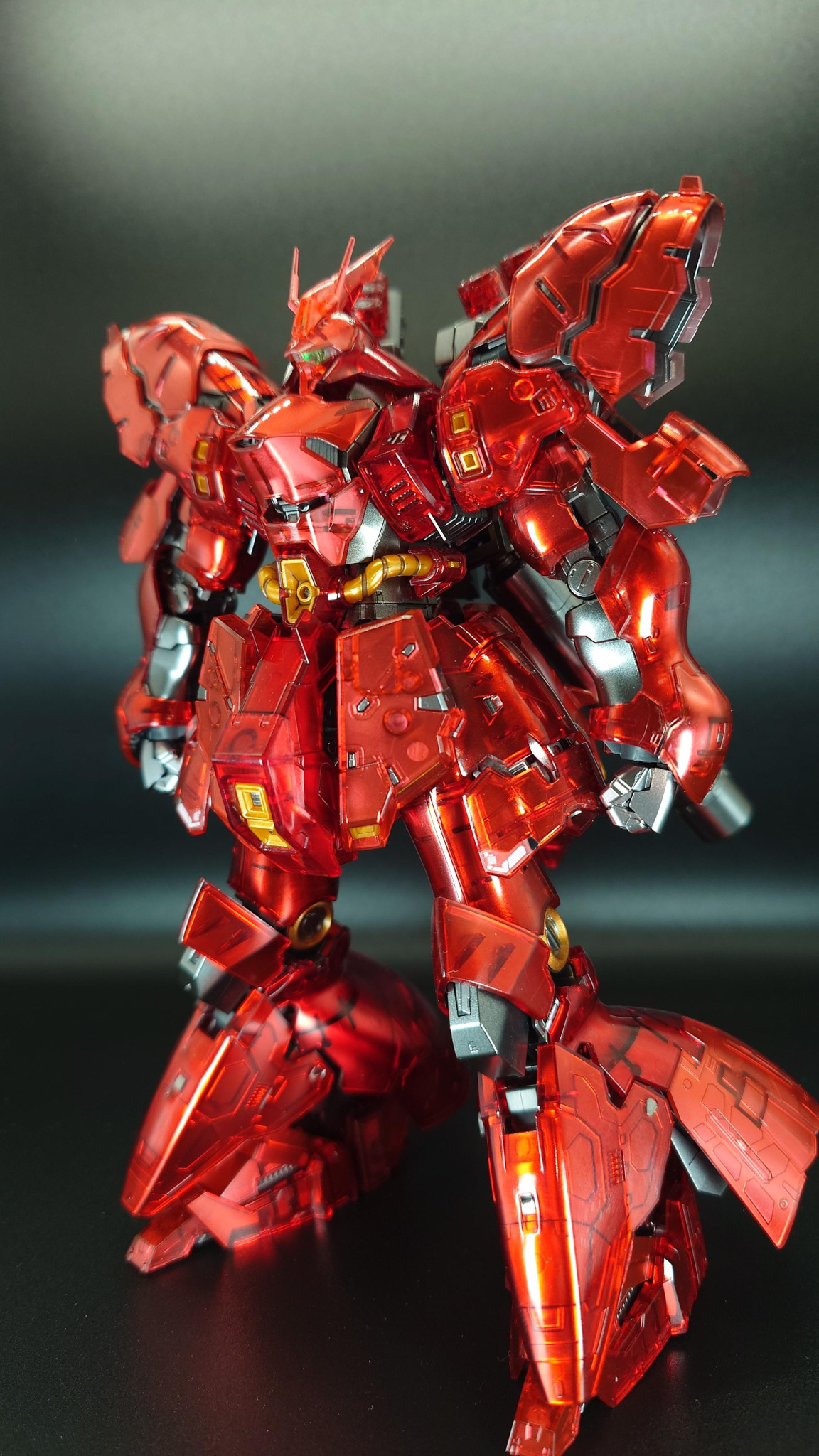 サザビー(メカニカルコアメッキ風)｜カワウソさんのガンプラ作品