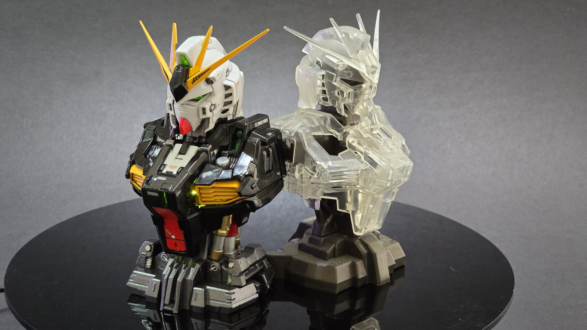 MS Mechanical Bust メカニカルバスト 01 RX-93 νガンダム