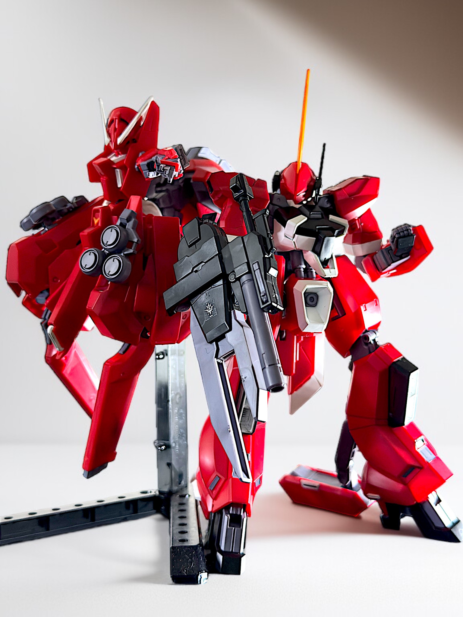 HG 1/144 ガンダムTR-6[バーザムII]レジオン鹵獲仕様(A.O.Z RE-BOOT版
