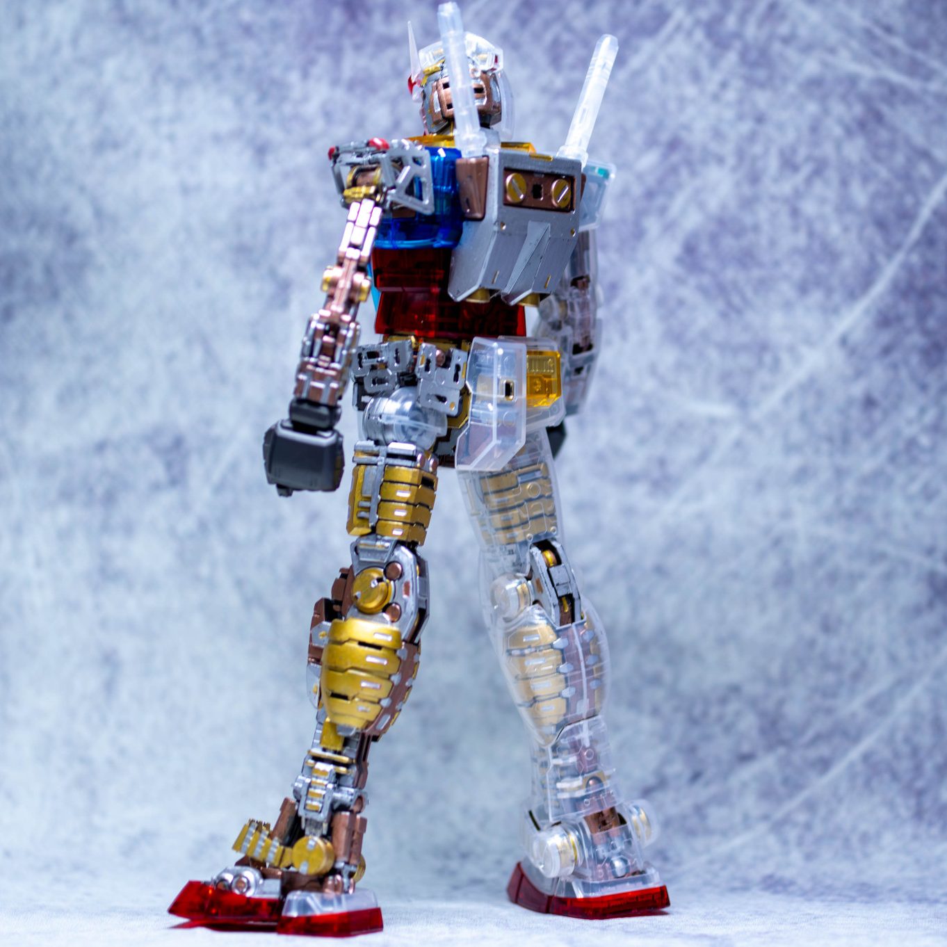 MG 1/100 RX-78-2ガンダム Ver2.0 クリア系ミキシング｜KPOさんの