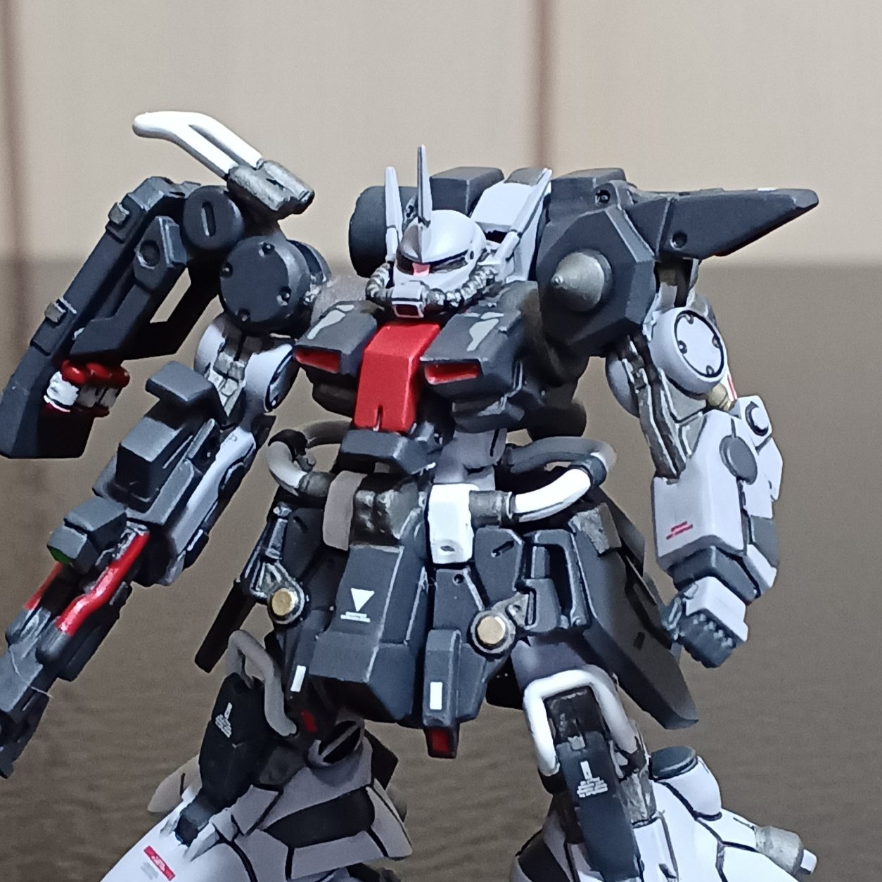 009-2 AMX-011 ZAKU Ⅲ / (GUNDAM ARTIFACT)より｜強化しすぎた