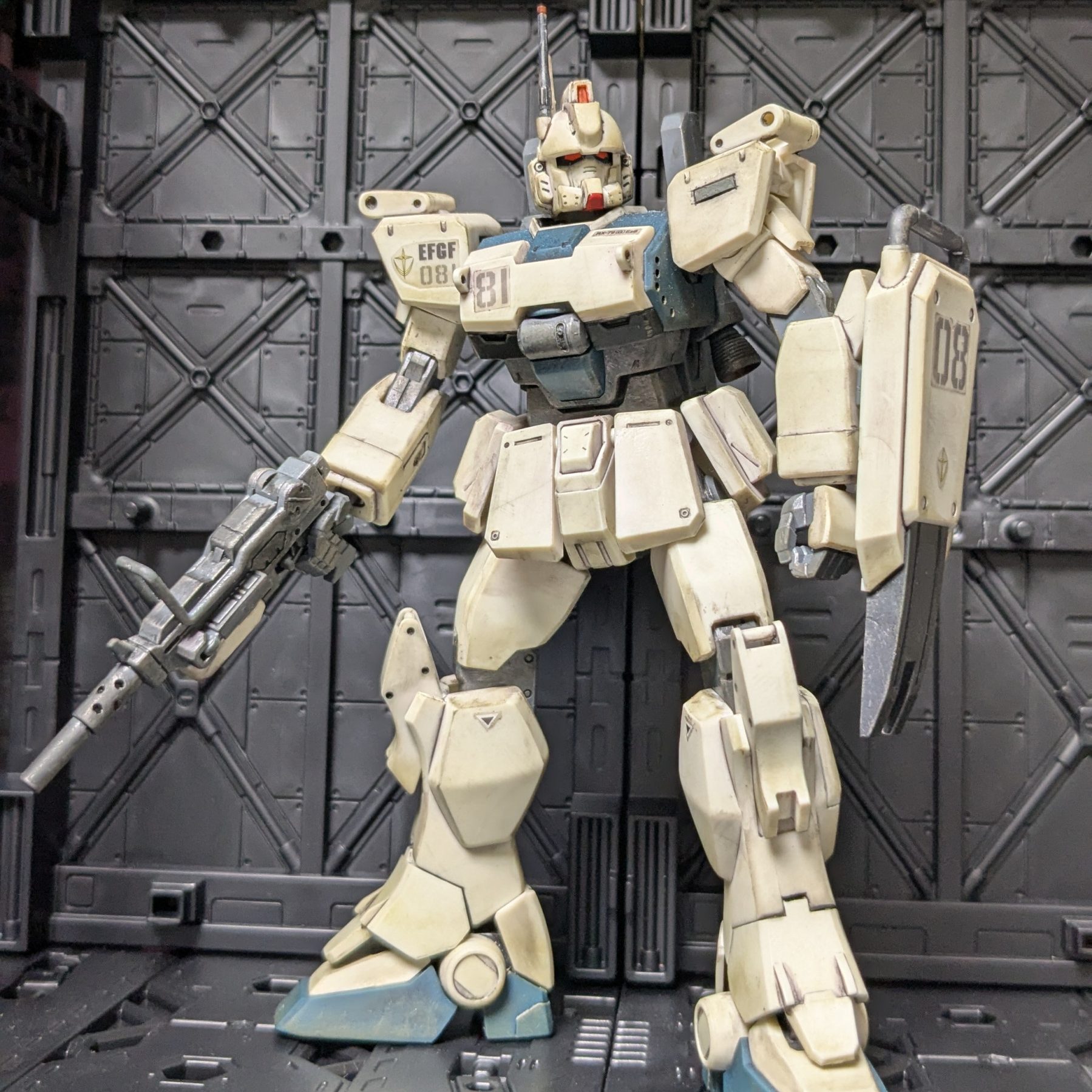 HGUC ガンダムEz-8 成型色仕上げ（部分塗装）｜やまねさんのガンプラ