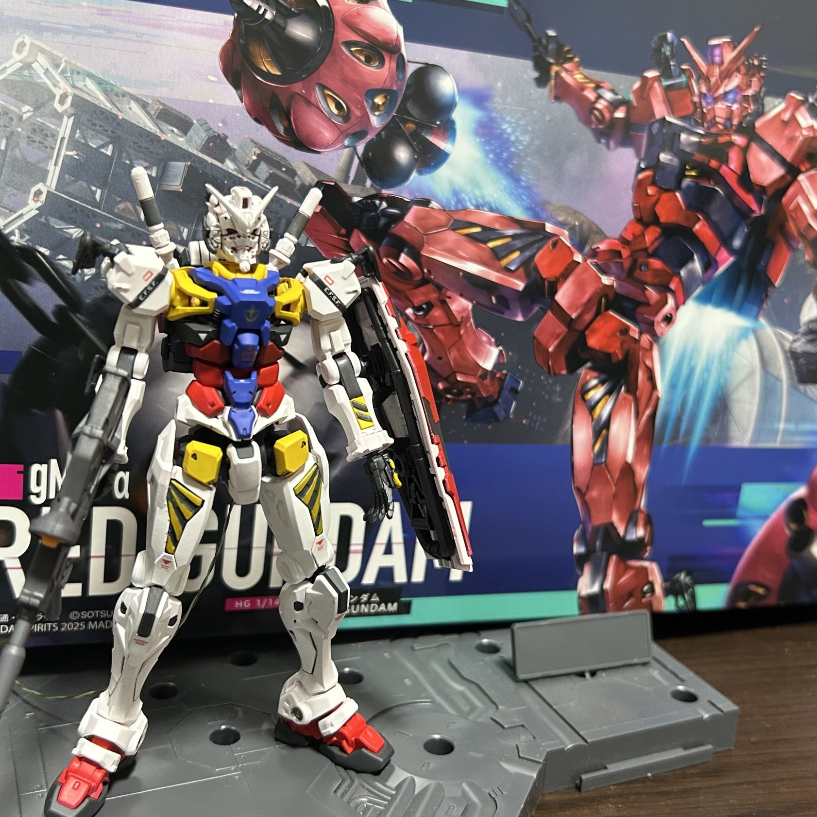 1/144白いガンダム(赤いガンダム)｜しゅ軍曹さんのガンプラ作品