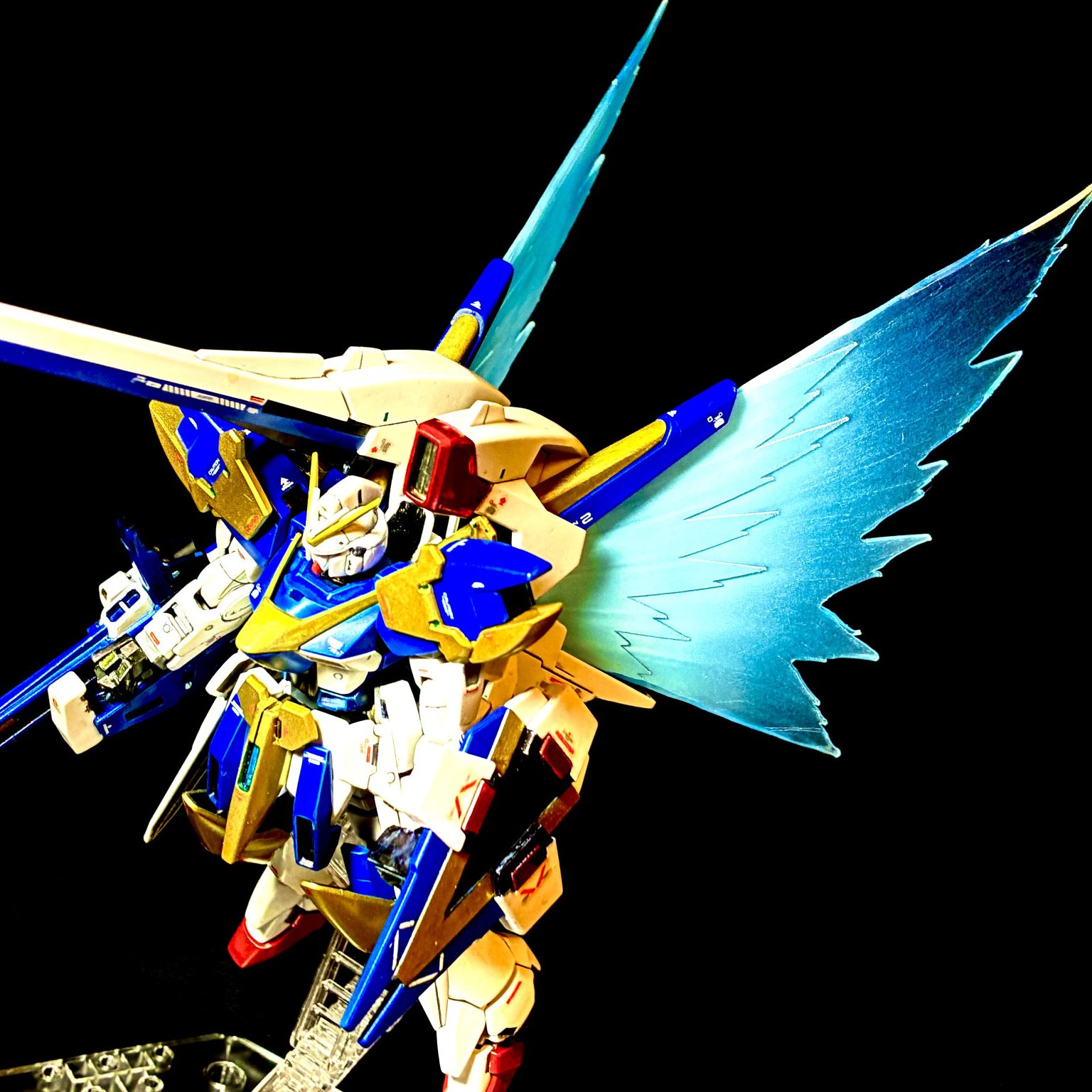 HGUC V2アサルトバスターガンダム with 光の翼｜amuroikima-suさんの