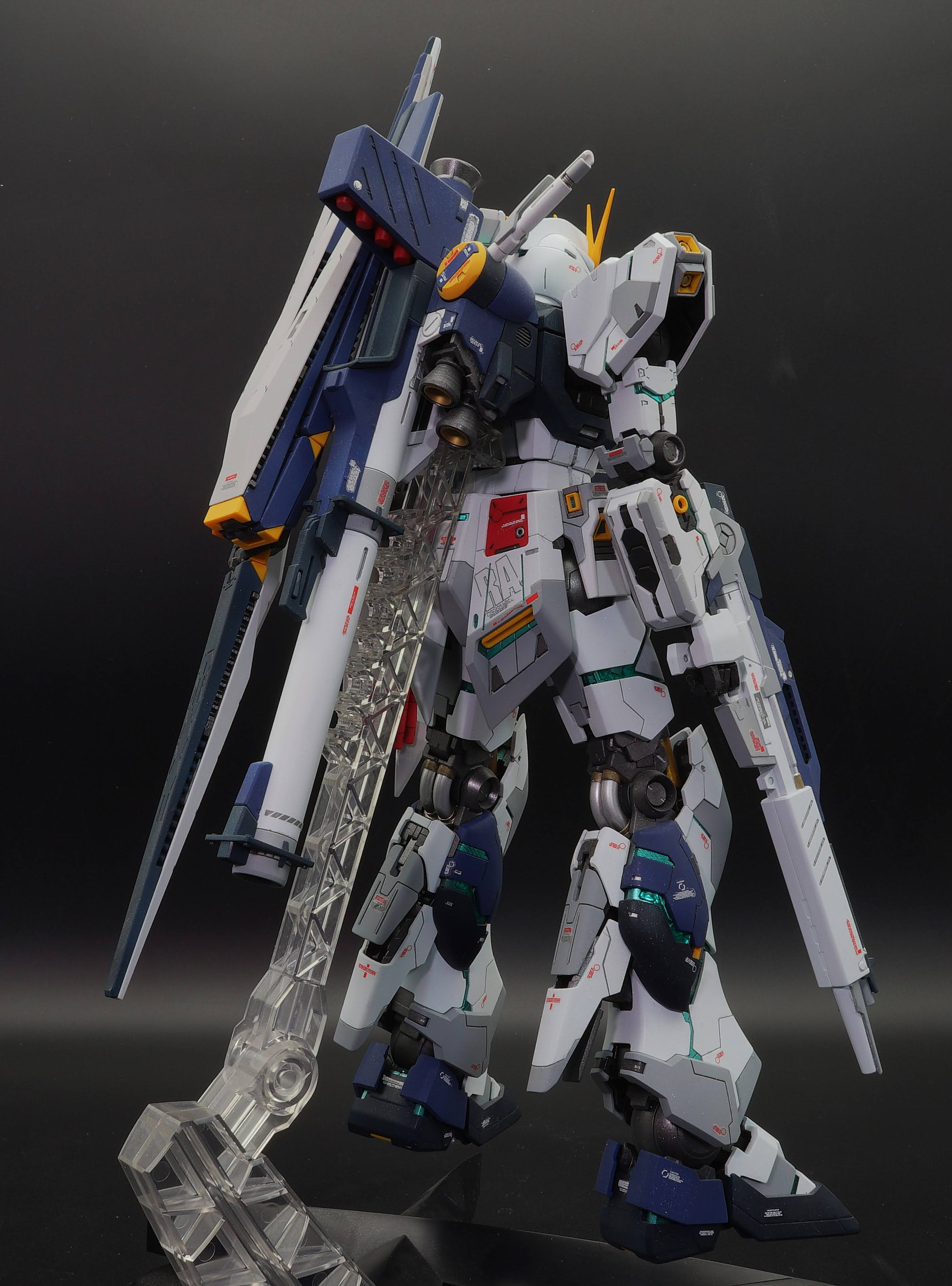 MG 1/100 νガンダム Ver.ka全塗装｜あるむさんのガンプラ作品｜GUNSTA