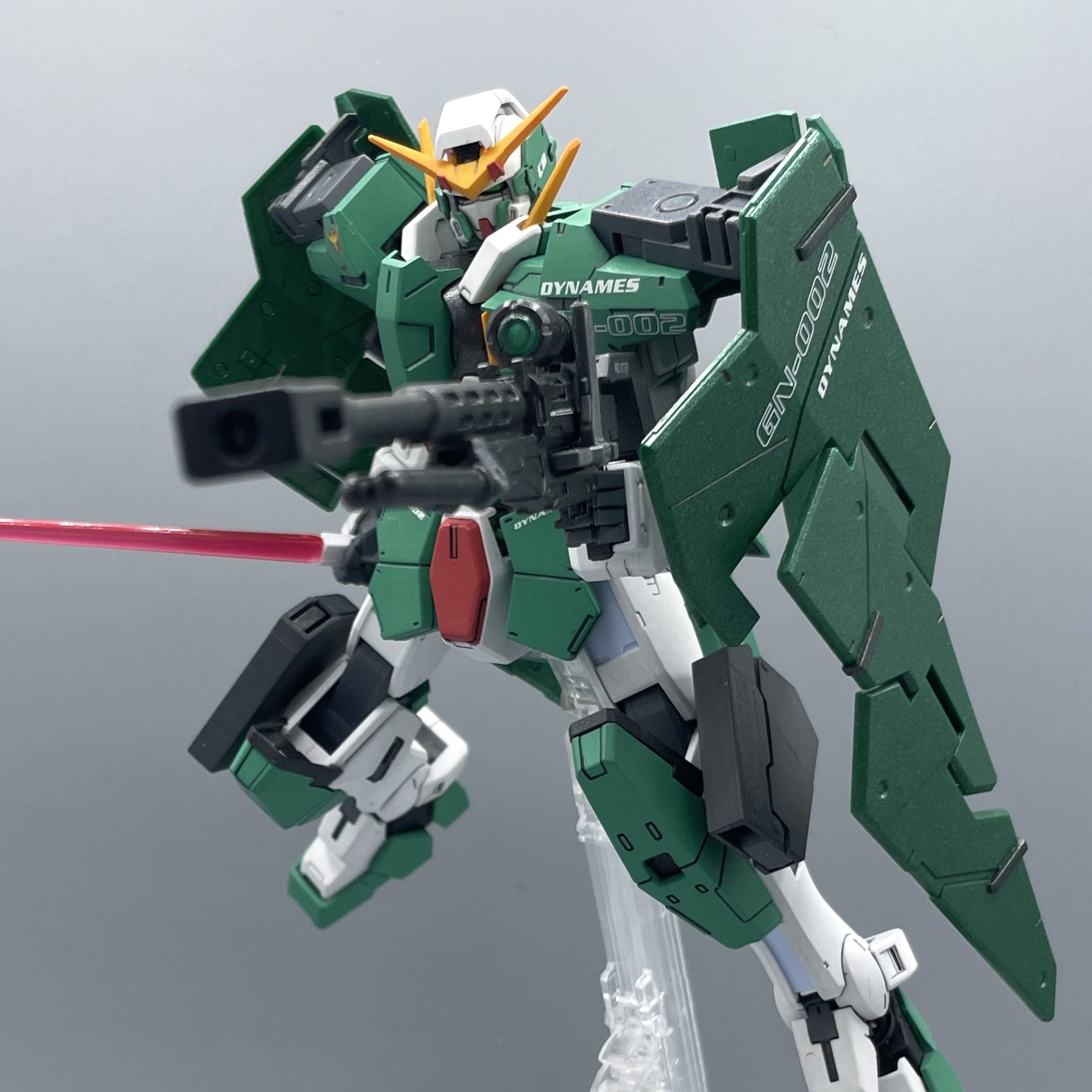 旧1/100】ガンダムデュナメス【筆塗り＆缶スプレー塗装】｜キャンプラ