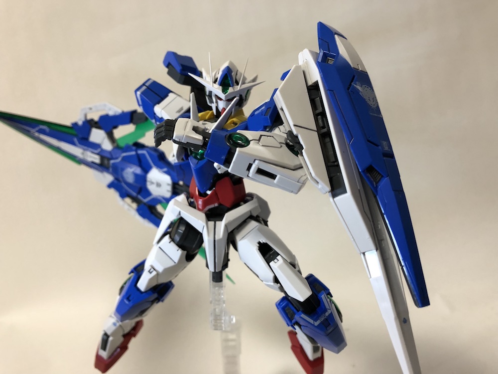 鬼おすすめ】MG ダブルオークアンタ フルセイバー ガンプラレビュー