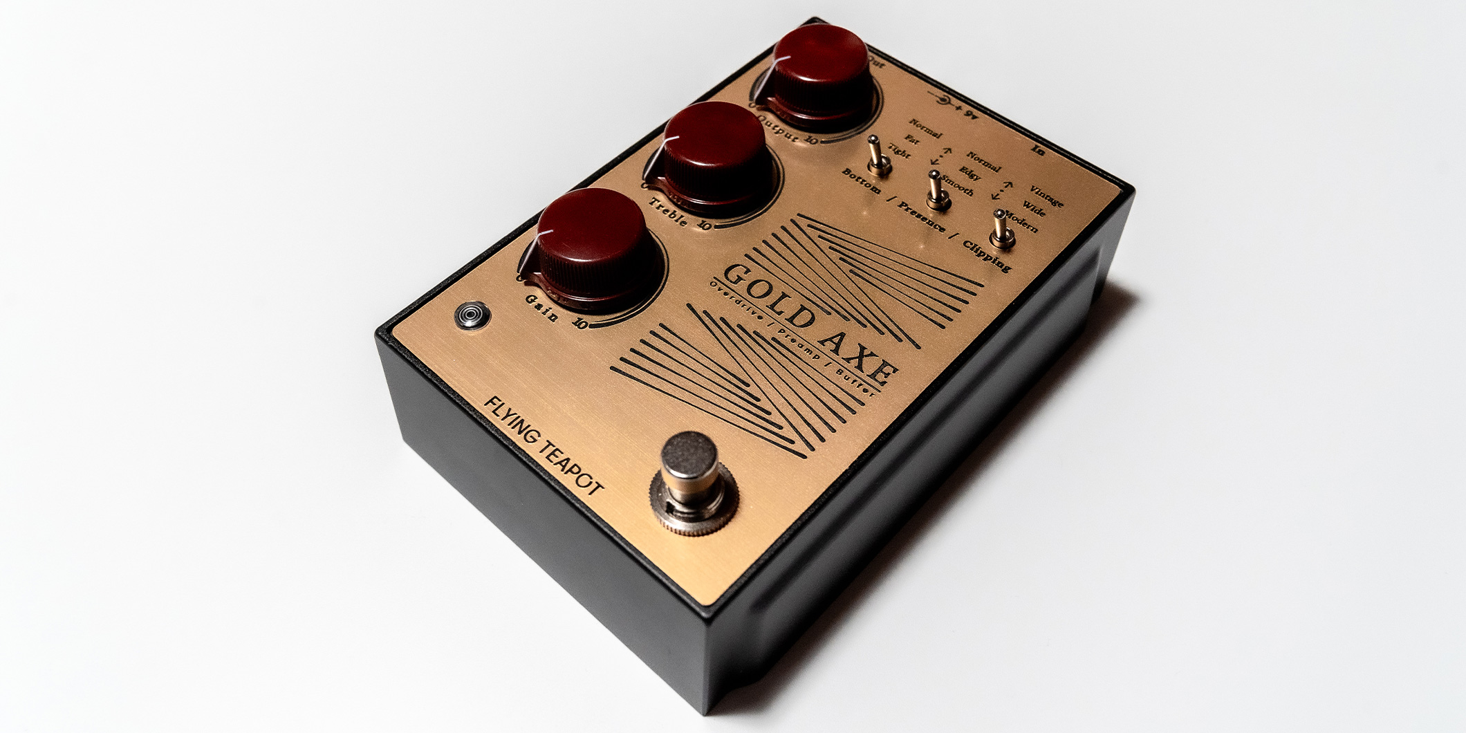 flyingteapotより、オーバードライブ・ペダル“Gold Axe”が登場