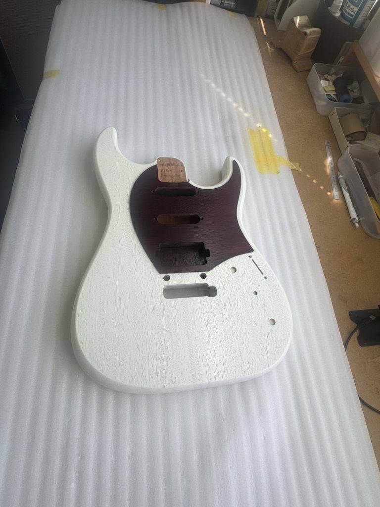 楽器完成】弾き手に寄り添うエレキギターSuzukaGuitarDesign/Sierra