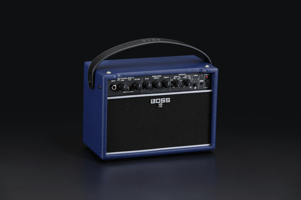 BOSS KATANA-MINI X に限定カラーモデルが登場｜本格サウンドを凝縮