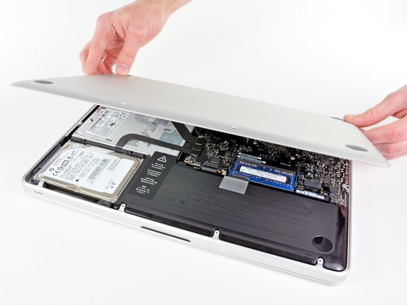 MacBook Pro 13インチ Unibody Early 2011のハードドライブの交換