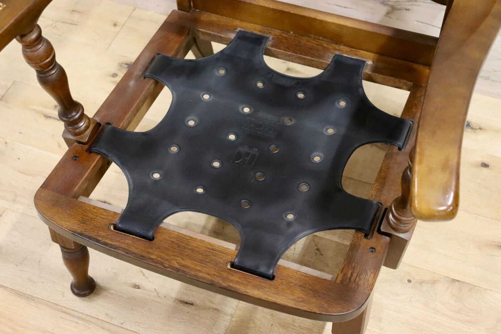 GMHH271B○飛騨産業 / HIDA キツツキ 穂高 1人掛けソファ アームチェア