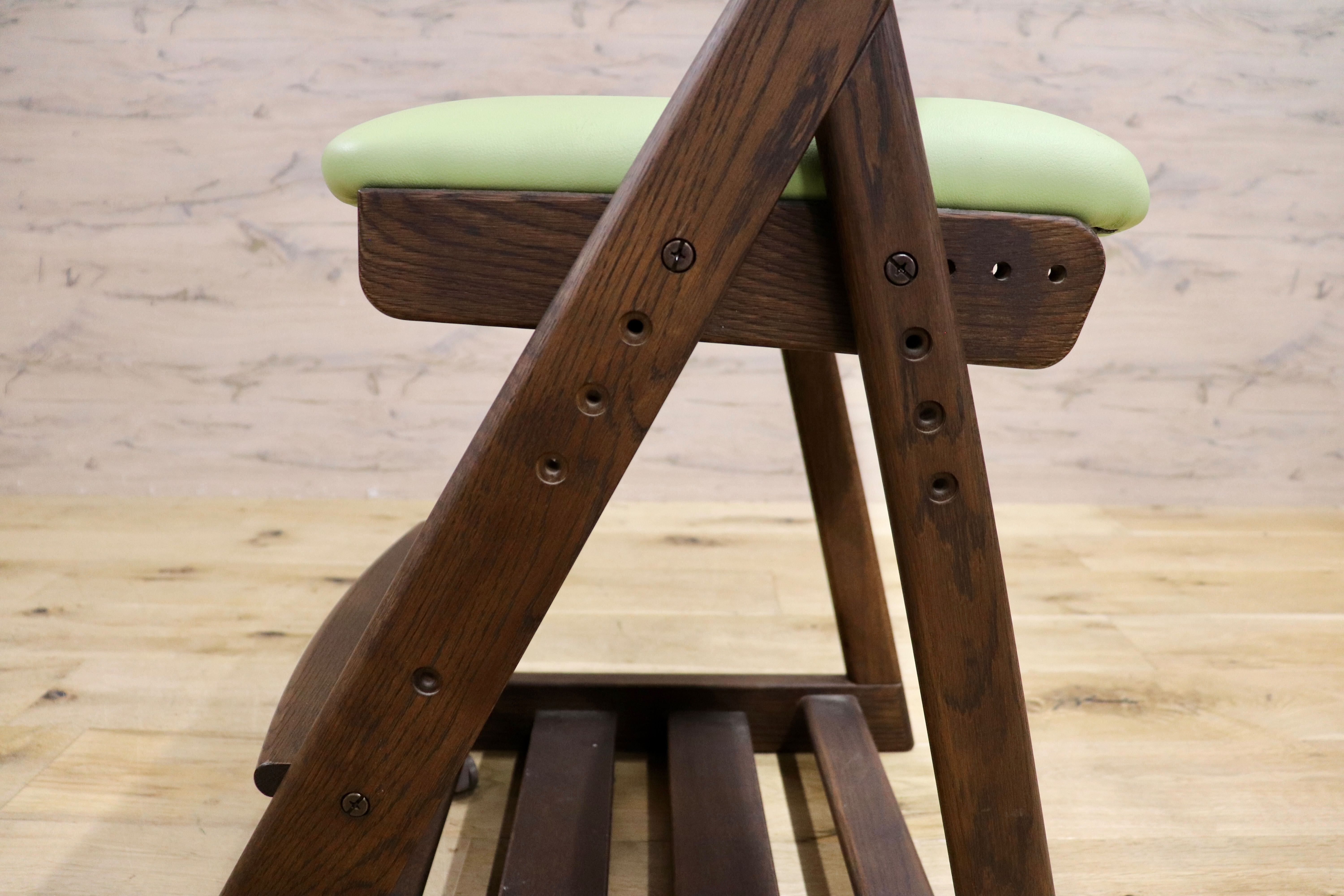 GMHK340A○karimoku / カリモク デスクチェア XT0901IK 学習椅子