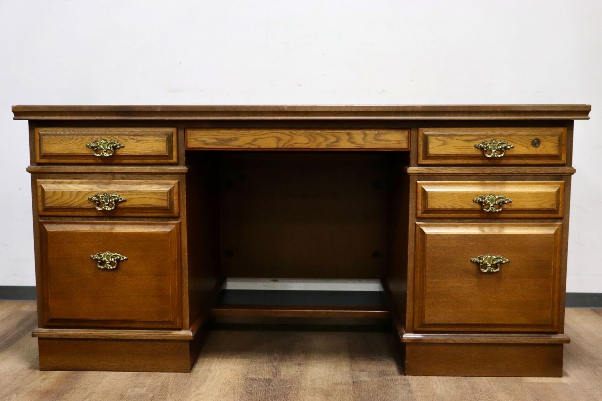 GMHH310○karimoku / カリモク コロニアル 両袖机 学習机 書斎机