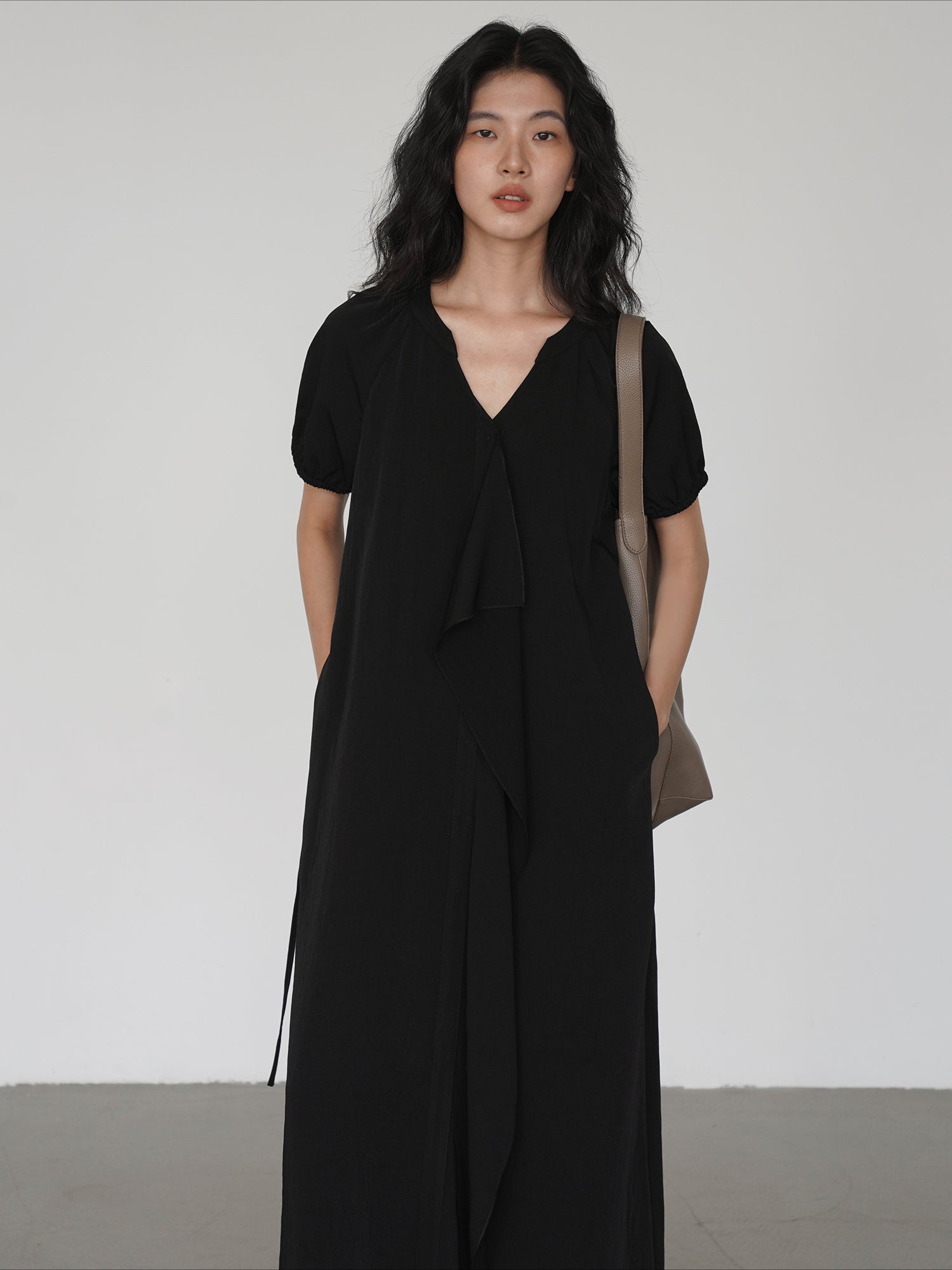 Vネックリラックスワンピース 2069 – gypsophila