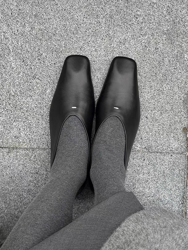 スクエアトゥフラットシューズ 2157 – gypsophila