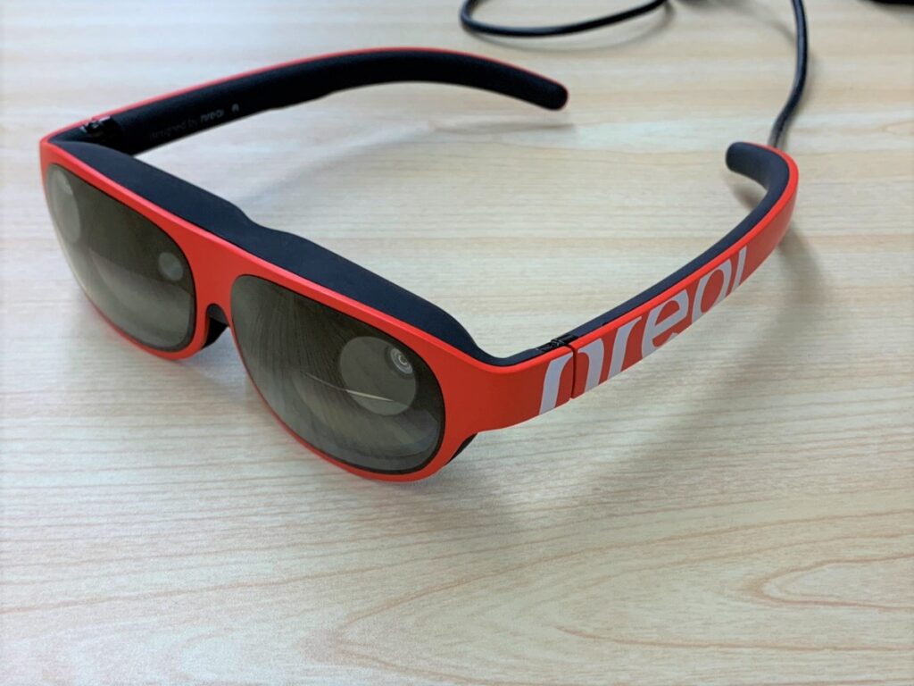 AR/MRグラス『Nreal』を入手！他の2デバイスとの比較は？ - 株式会社ジーゼ