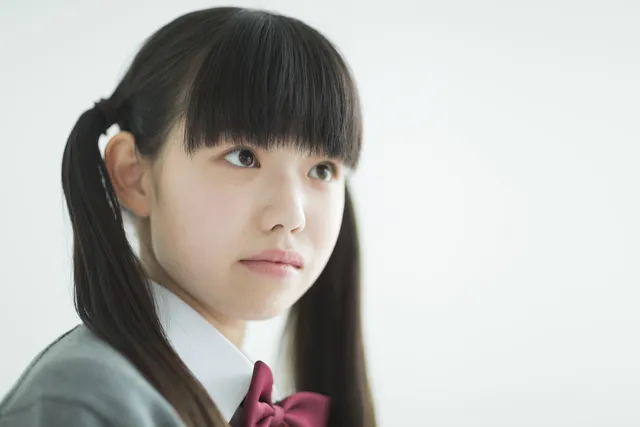 気分障害とは？うつ病・双極性障害（双極症）などの診断基準や原因など