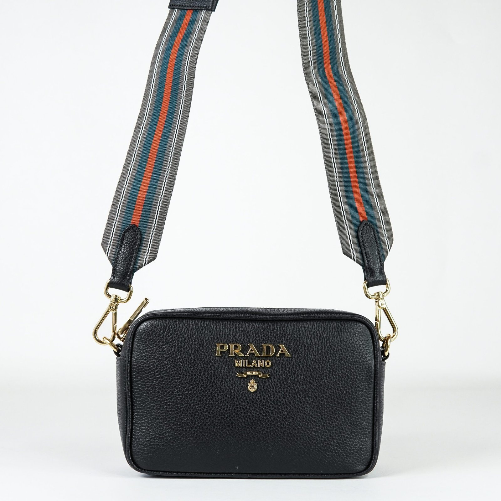 Prada Vitello Phenix Camera bag 1 Zip Guitar Strap – H-Authentica