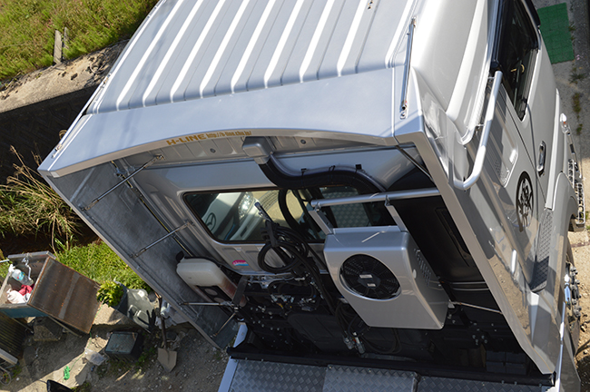 トラックカスタムパーツ専門店 H-LINE（エイチ-ライン）株式会社