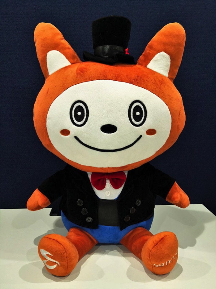 横浜高島屋で「タキシードそうにゃんぬいぐるみ」限定販売！60周年記念