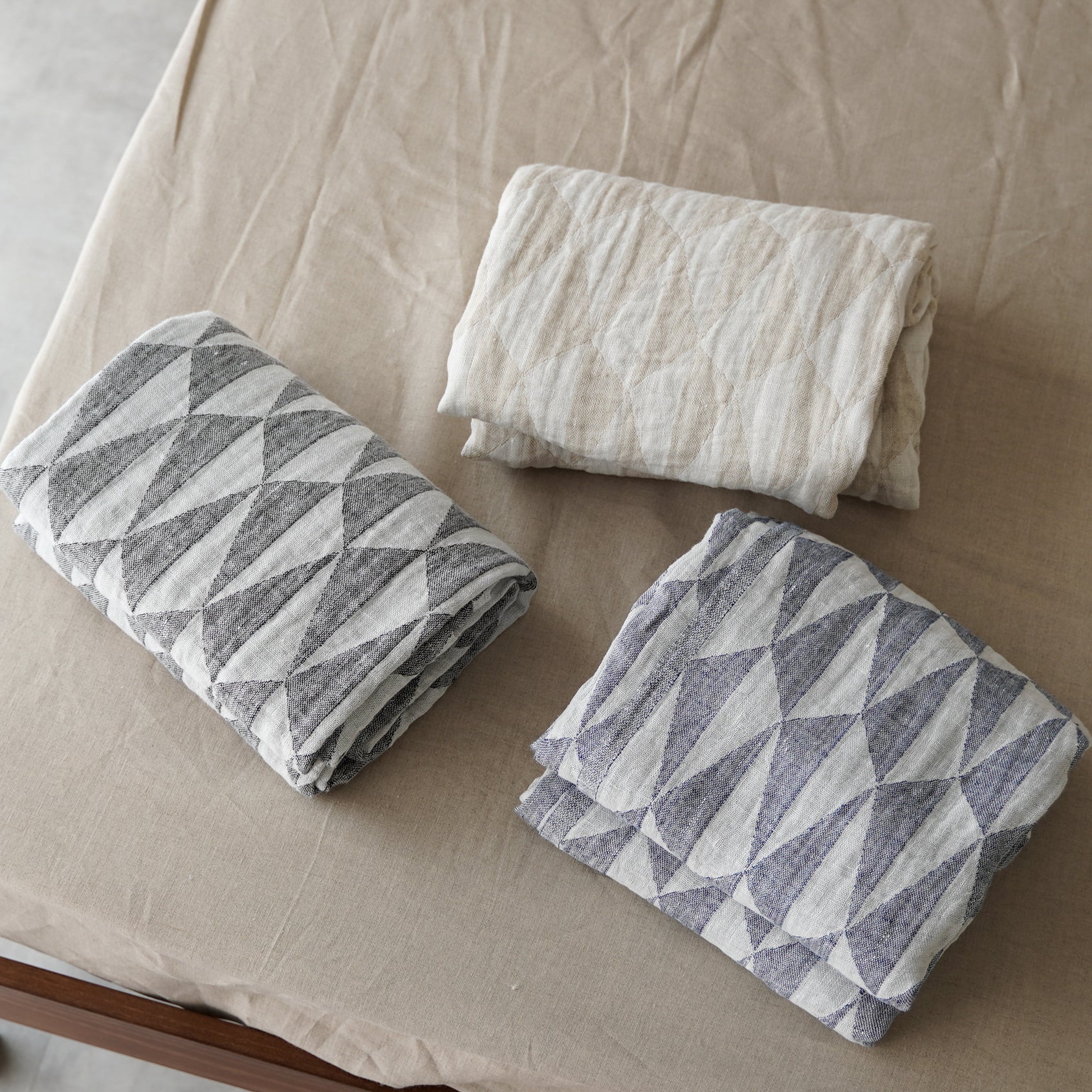 LAPUAN KANKURIT – ハナトツキ interior zakka&flower