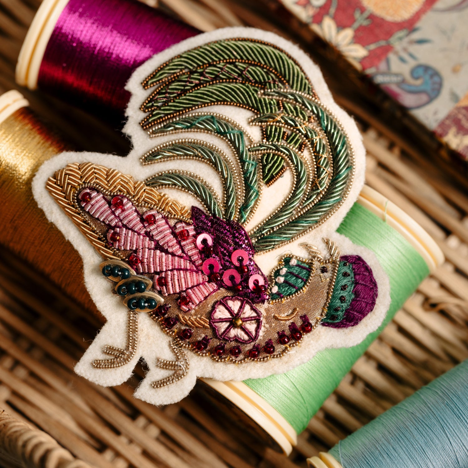 ガチョウのブローチ – Hand & Lock