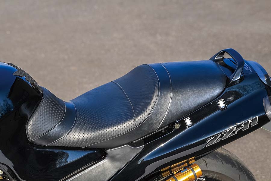 K-2プロジェクト ZX-11（KAWASAKI ZX-11） | ヘリテイジ＆レジェンズ