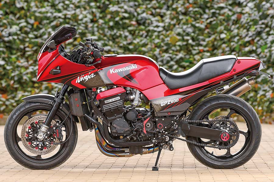 トレーディングガレージ ナカガワ GPZ900R（KAWASAKI GPZ900R