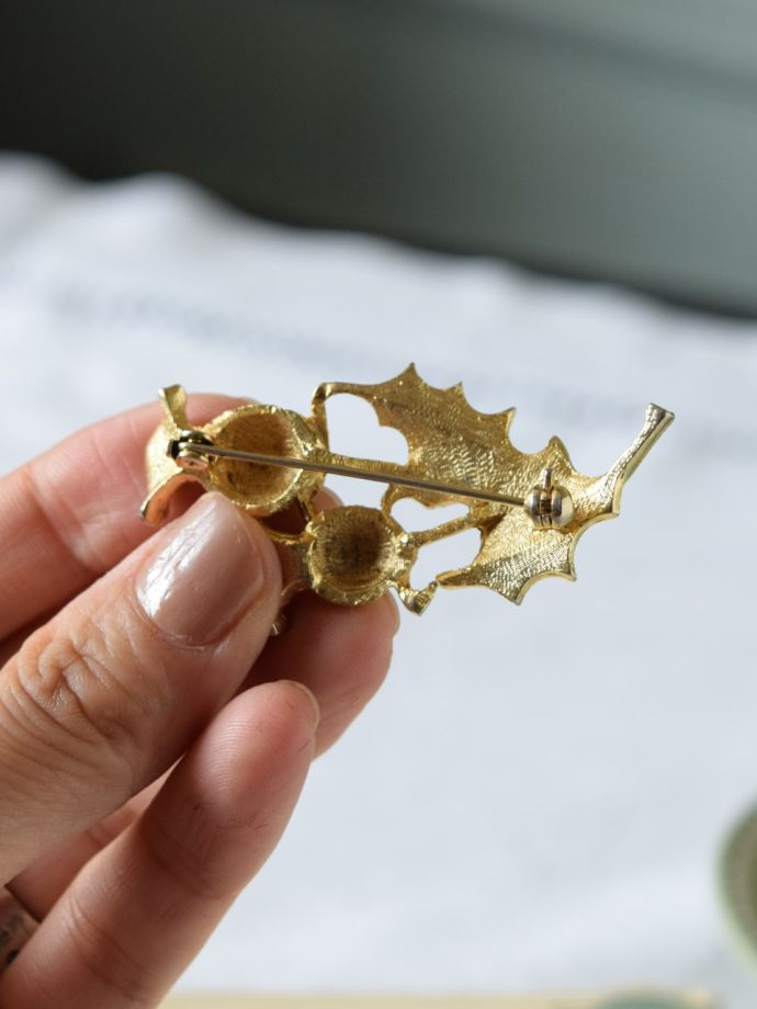 14kt金 イタリア製ツイストデザインブローチ 14kt金 イタリア製