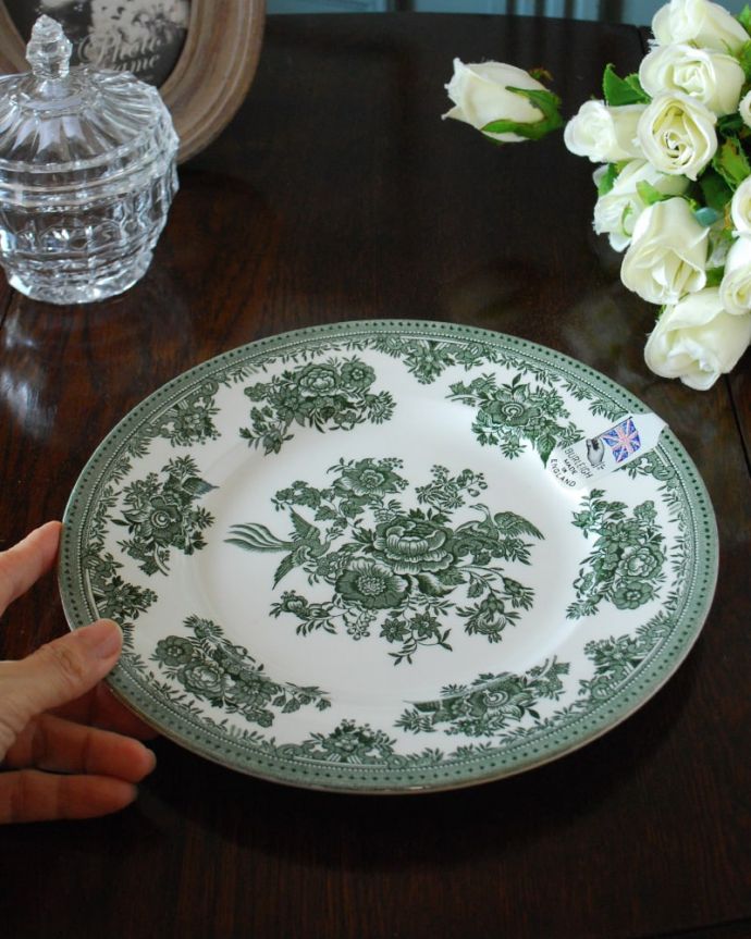 英国バーレイ社の食器、グリーンアジアティックフェザンツのプレートM