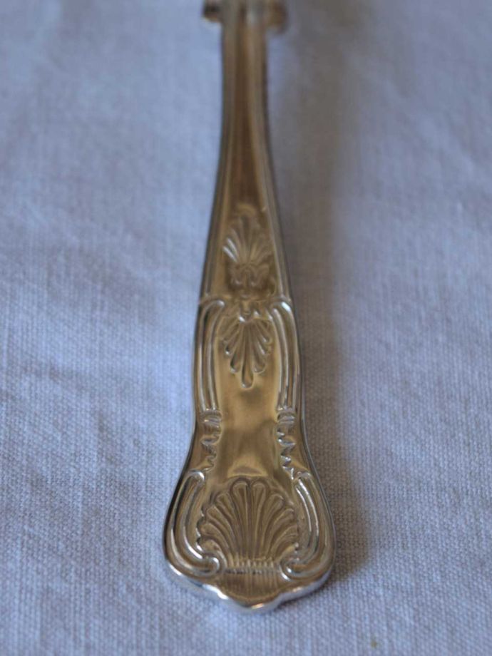 英国の老舗カトラリーメーカー、アーサープライス社のティースプーン