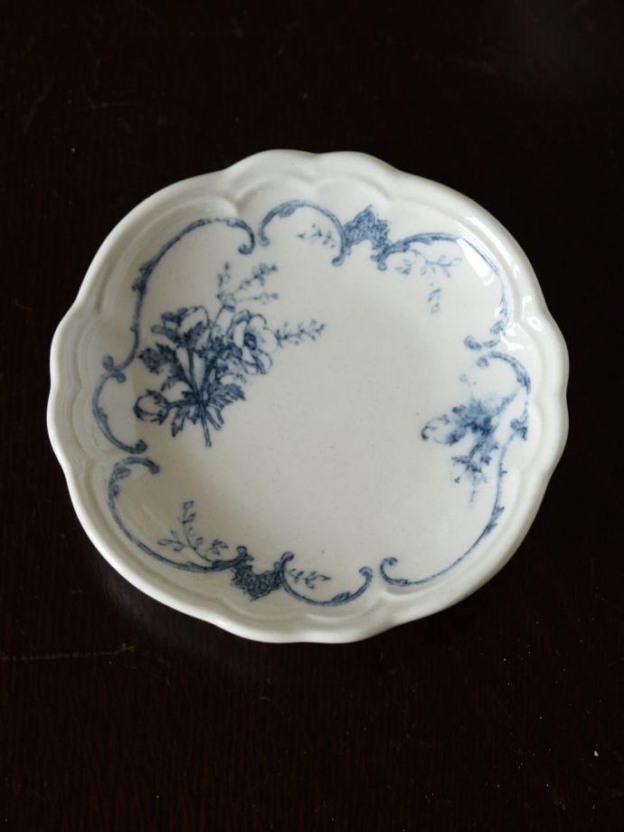 フランスアンティーク調のおしゃれな食器、スタジオエムのプレート・豆