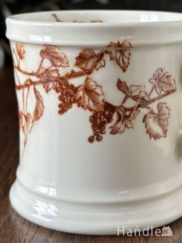 フランスアンティーク調のおしゃれなマグカップ、スタジオエムのカップ