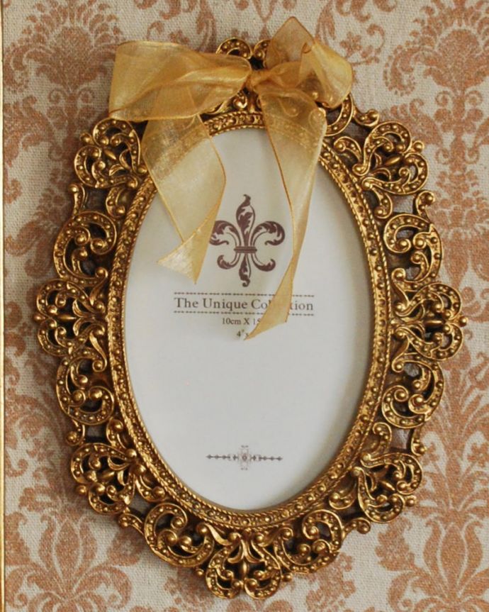 アンティーク風に仕上げたゴージャスなフランス風の壁掛けフォト