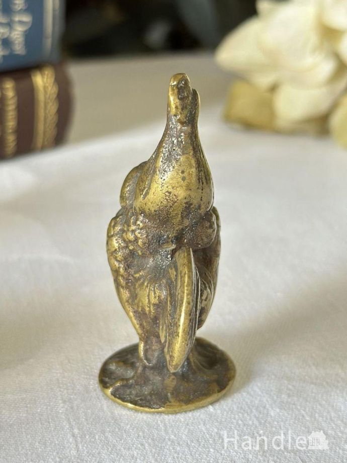 イギリスから届いたニワトリのオブジェ、英国アンティークの真鍮製