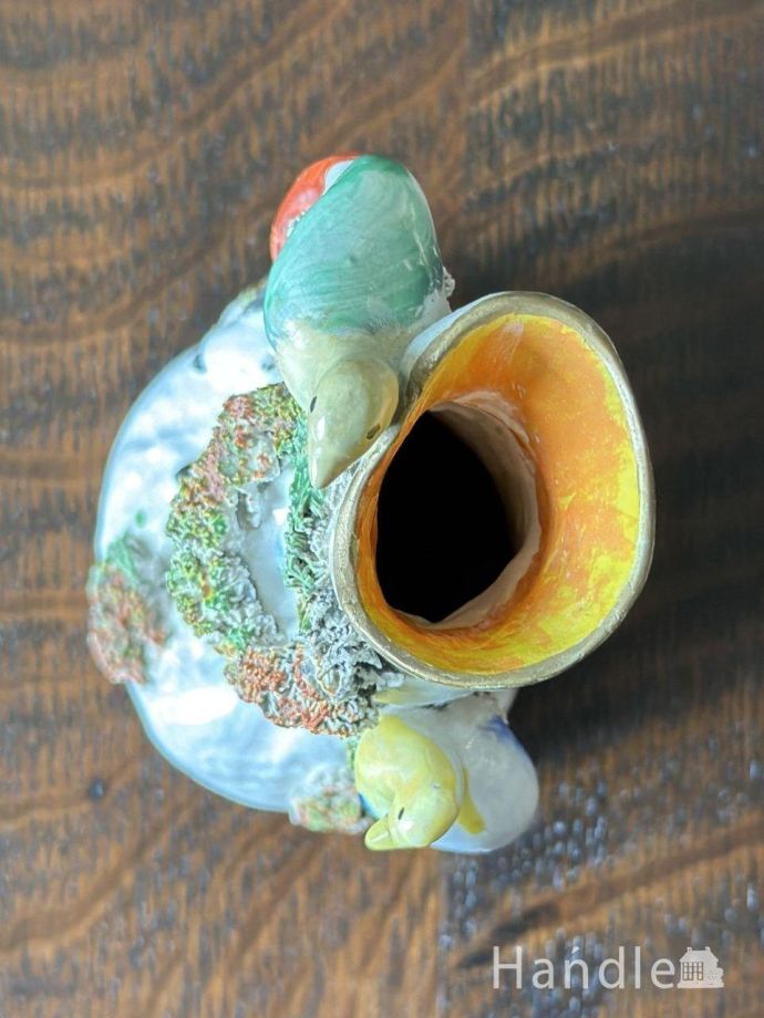 英国ビクトリア朝のアンティークスピルベース、スタッフォードシャーの