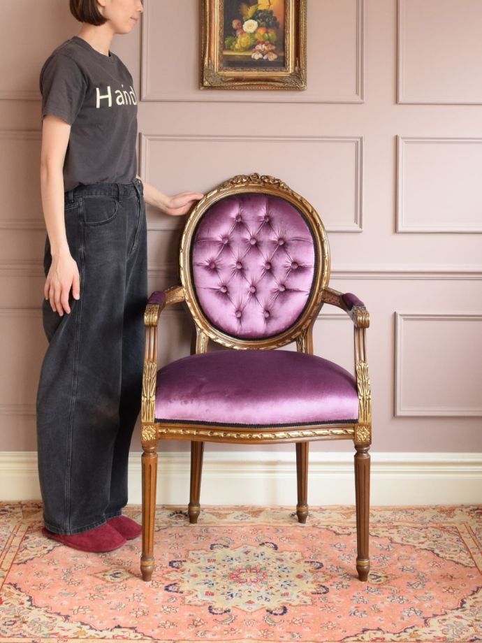 フランスのアンティークチェア、優雅なアーム付きのサロンチェア(q-545