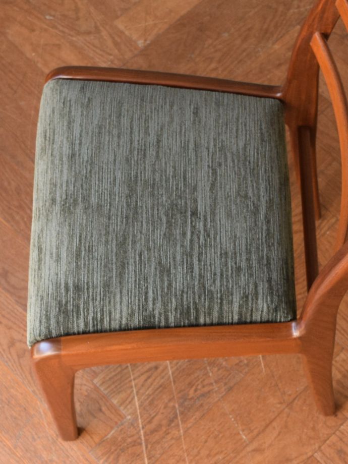 G-planのラダーバックチェア、北欧スタイルのヴィンテージダイニング