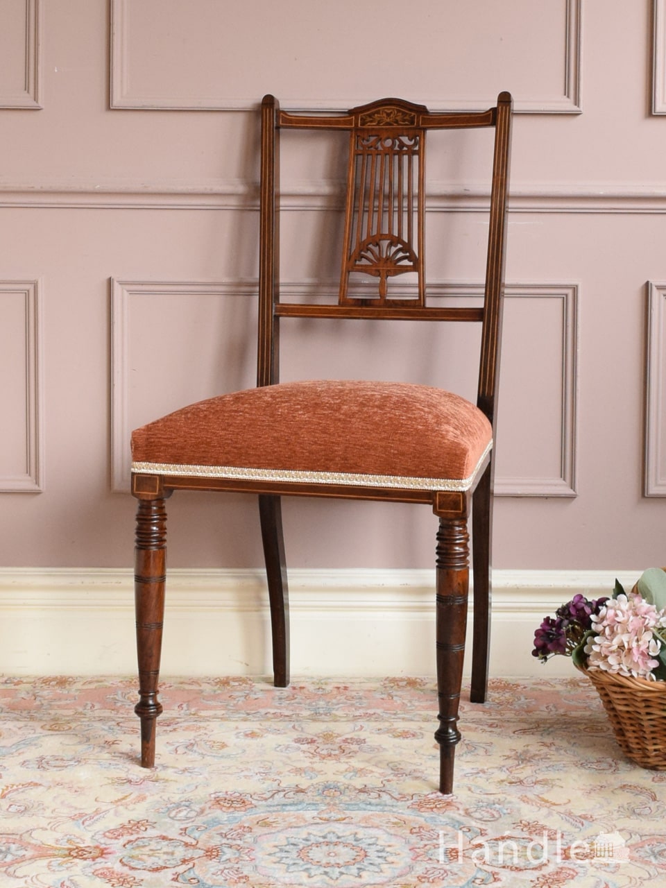 英国で出会った豪華なチェア、マホガニー材のアンティーク サイド