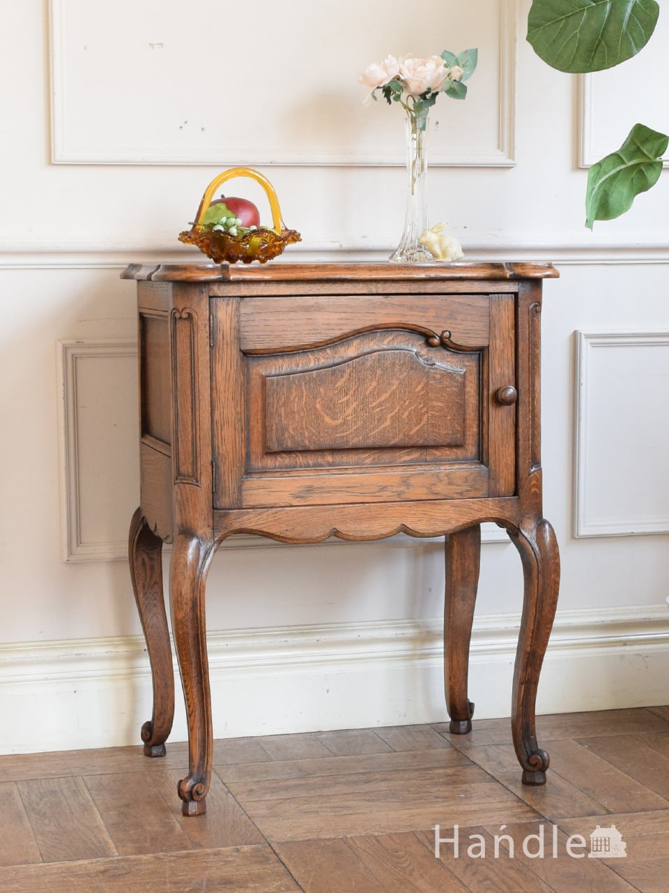フランスアンティーク猫脚ナイトテーブル/木製キャビネット机飾り棚(82