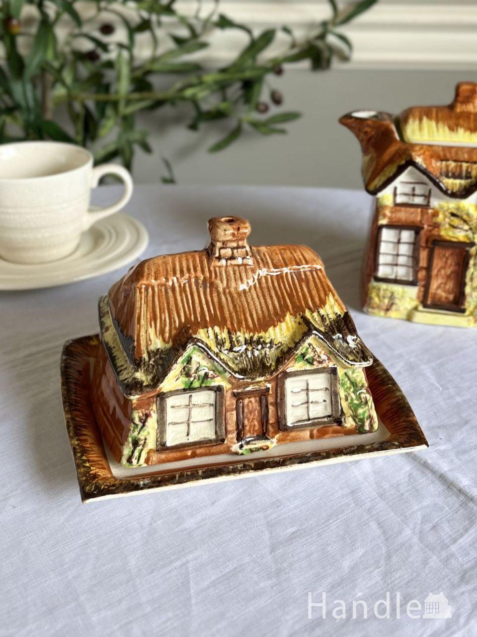 お家の形をしたアンティークのバターディッシュ、Price＆Brosコテージ