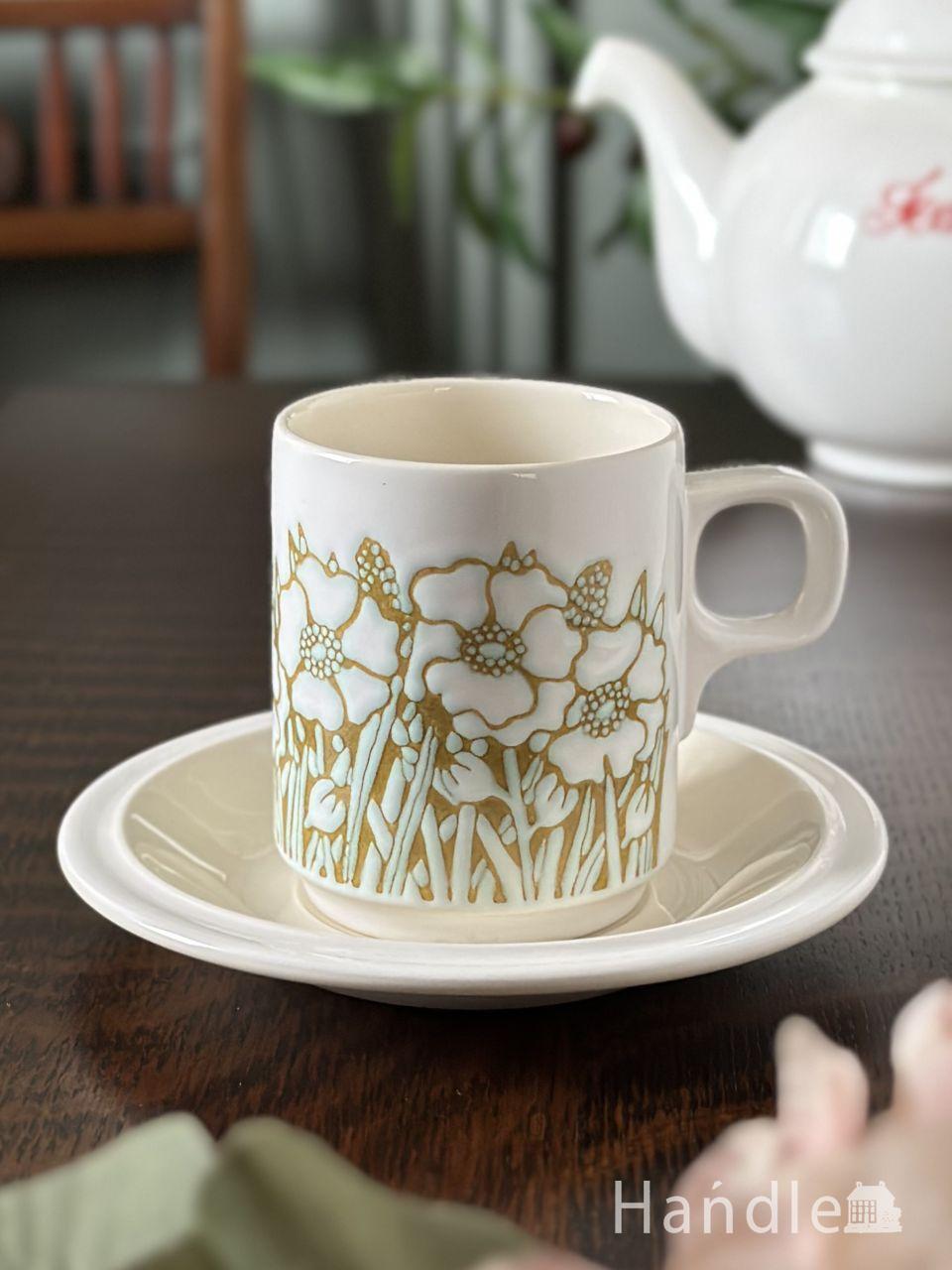 Colclough （コルクラフ）のアンティーク食器、お花の模様が可愛い