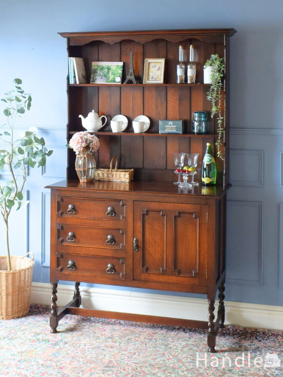 英国スタイルのアンティーク家具、オープン棚のブックシェルフ（本棚