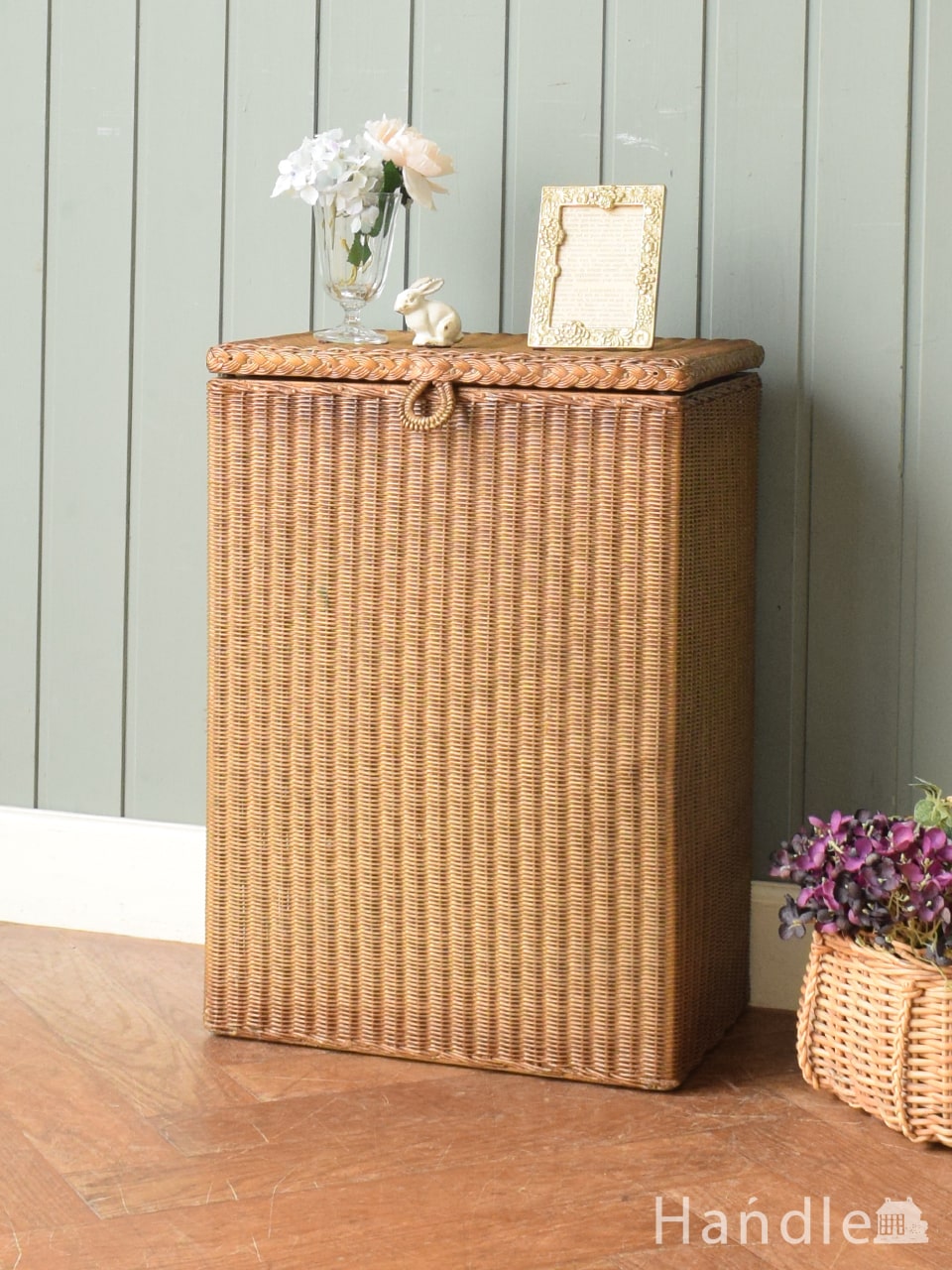 脚のデザインが可愛い フランスから届いたソーイングボックス