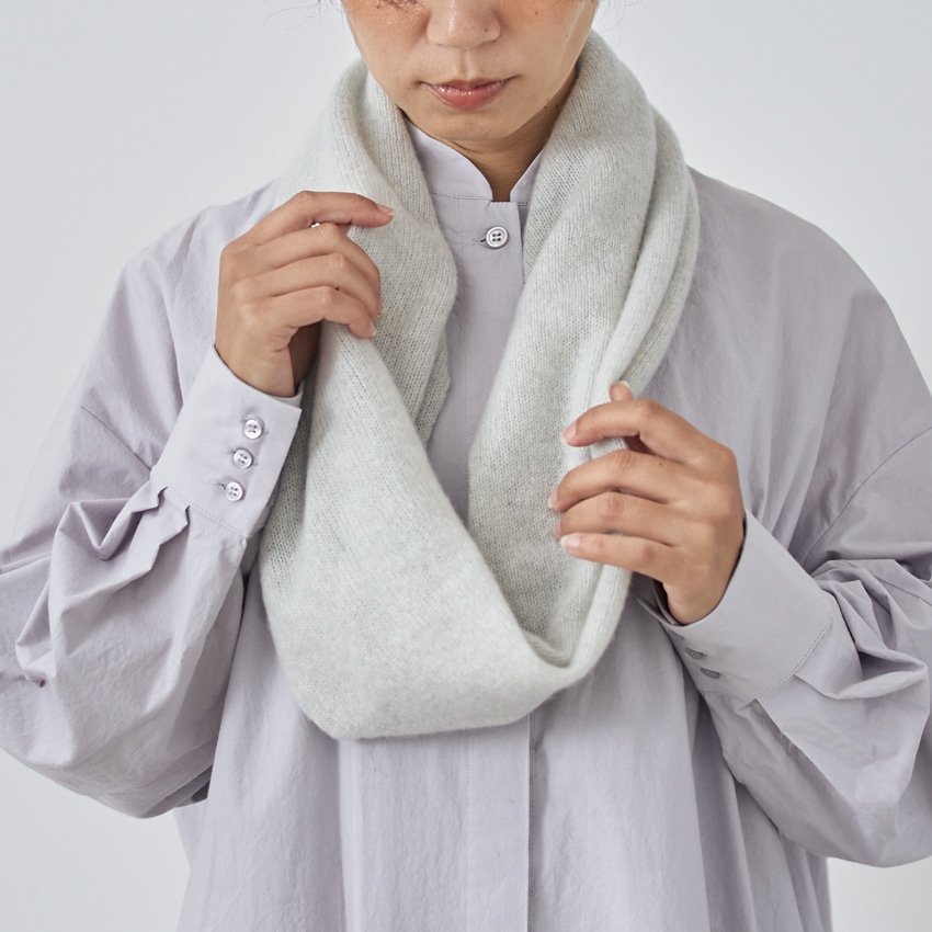 WOOL STUDIO カシミヤ100％のスヌード ライトグレー: TORIYOSE