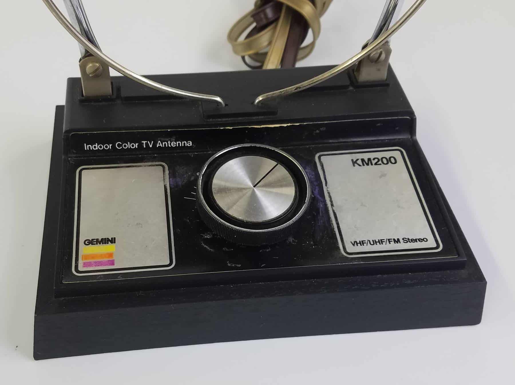 Gemini Indoor Color TV Antenna-1980's - Hangar 19 Prop Rentals